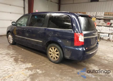 2016 Chrysler Town & Country Touring from USA, damaged, VIN 2C4RC1BGXGR214881